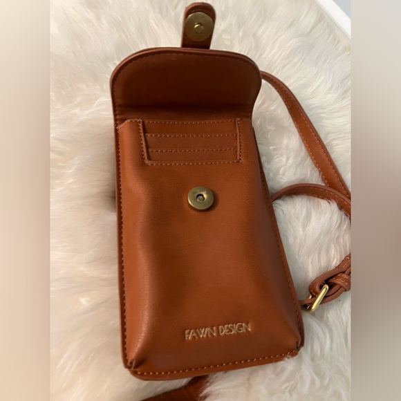 Fawn design phone bag - Picture 3 of 5